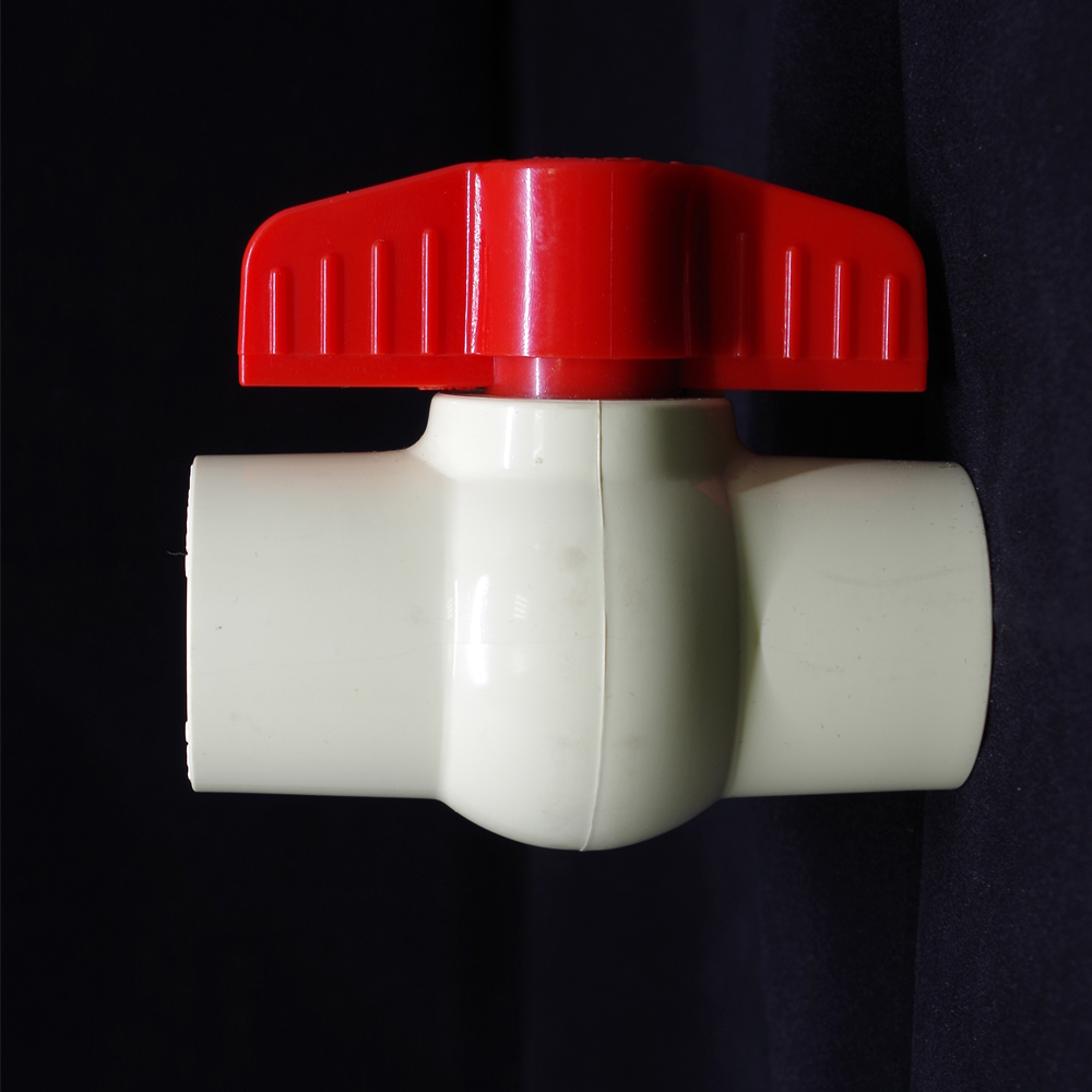 Plastic CPVC Ball Valve, Shut-off Valve, Compact Valve for 1-inch pipe, Socket End, Sch80